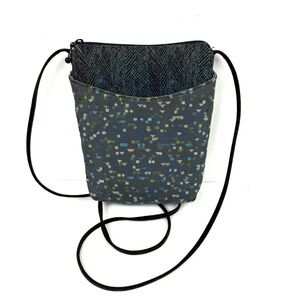 Maruca Cupcake‎ Crossbody Bag In Bling Tapestry Handbag Handmade Colorado